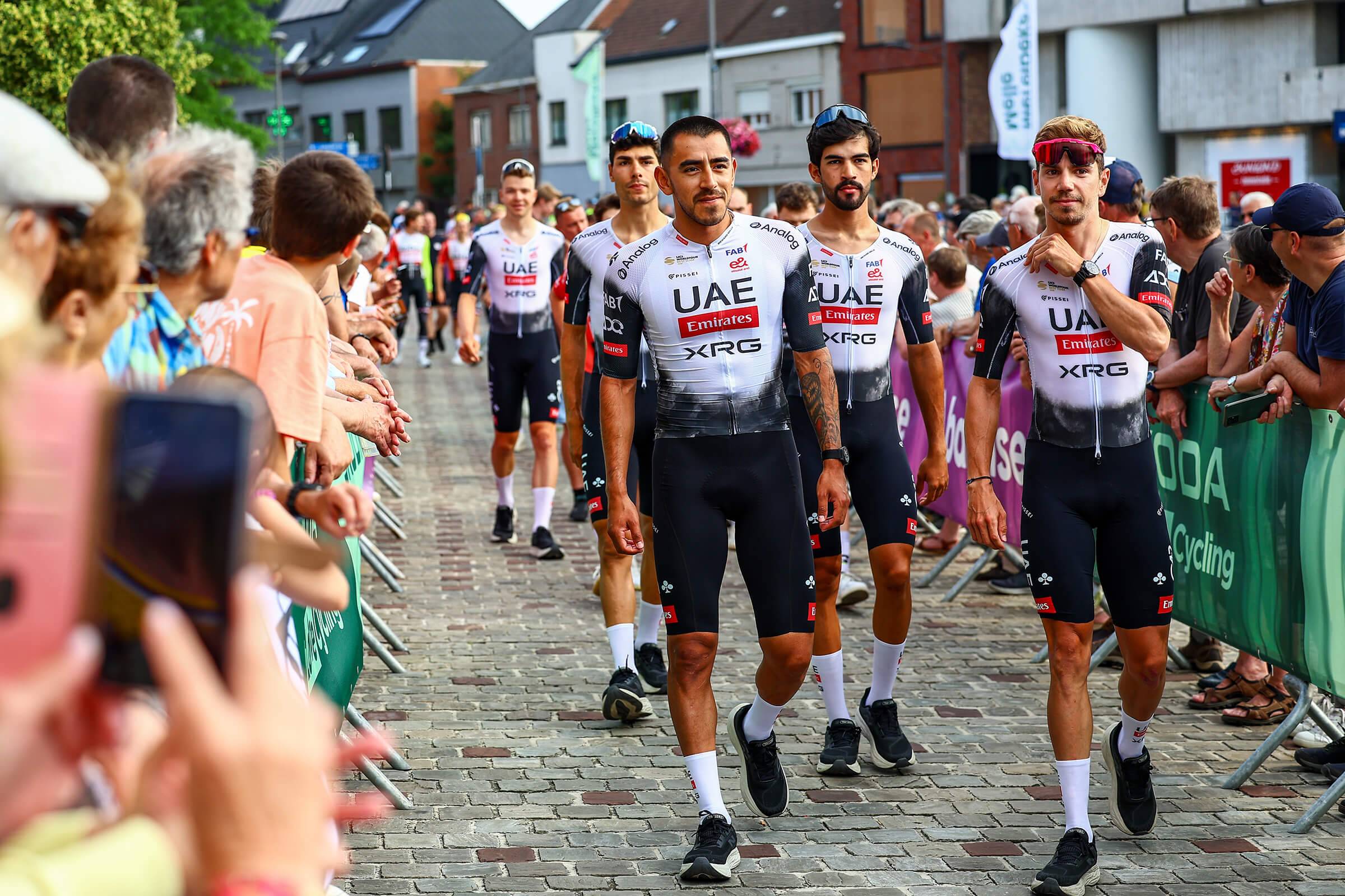 Ploegenvoorstelling - foto carrousel (4)